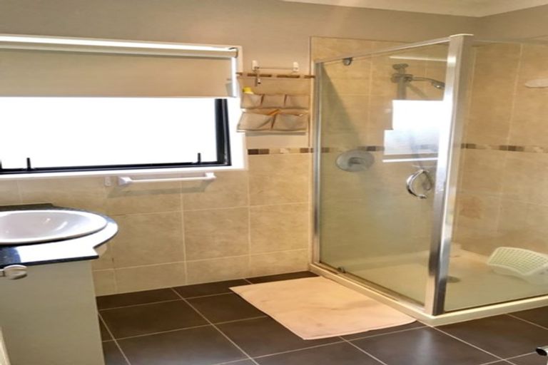 Photo of property in 13 Malahide Drive, Flat Bush, Auckland, 2019