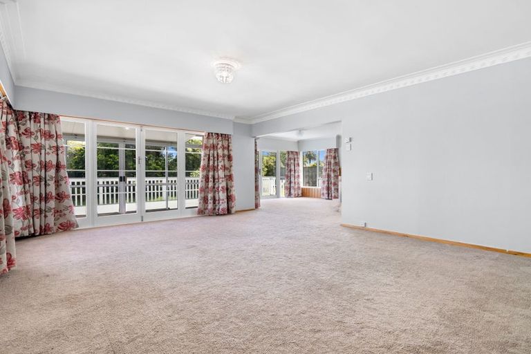 Photo of property in 95 Kitchener Road, Waiuku, 2123
