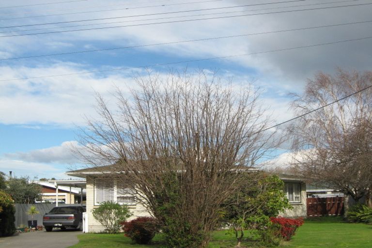 Photo of property in 2 Tucker Lane, Clive, 4102