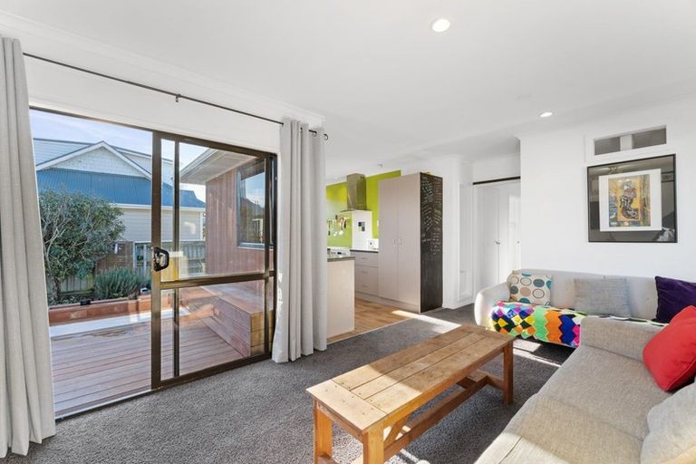 Photo of property in 32 Hazlett Road, Mosgiel, 9092