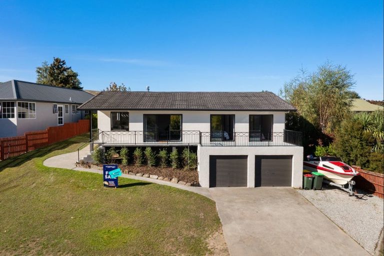 Photo of property in 70 Newcastle Street, Clyde, 9330