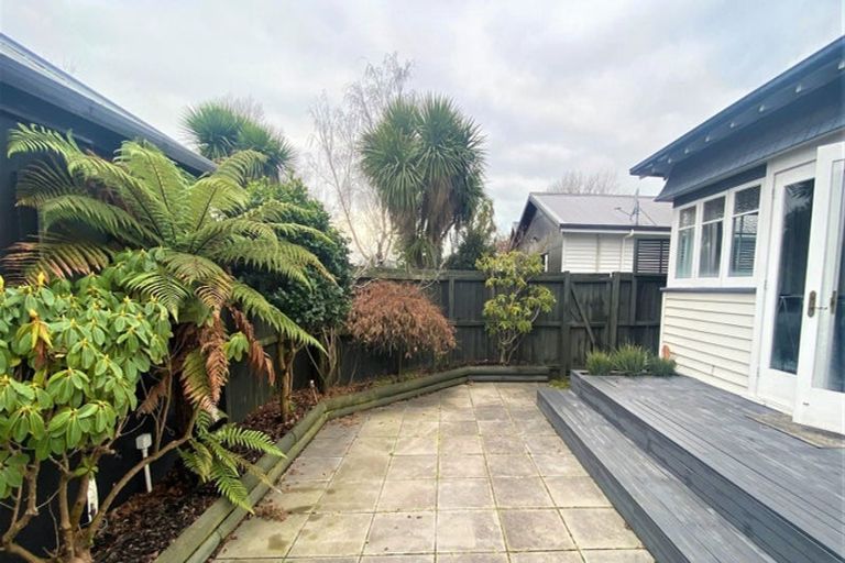 Photo of property in 139 Saint Martins Road, Saint Martins, Christchurch, 8022