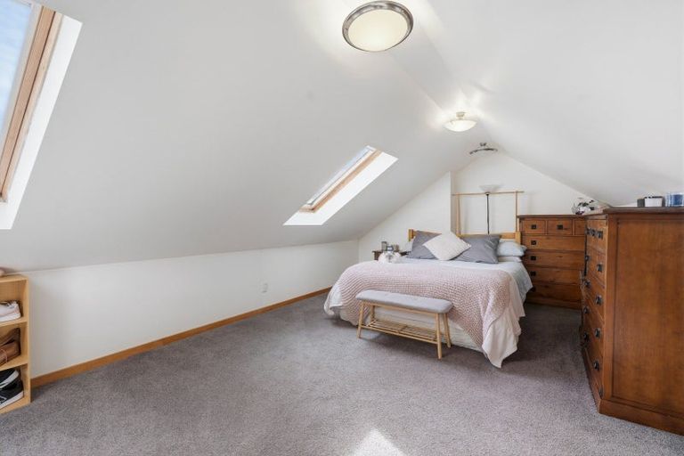 Photo of property in 24 Leary Street, Kenmure, Dunedin, 9011