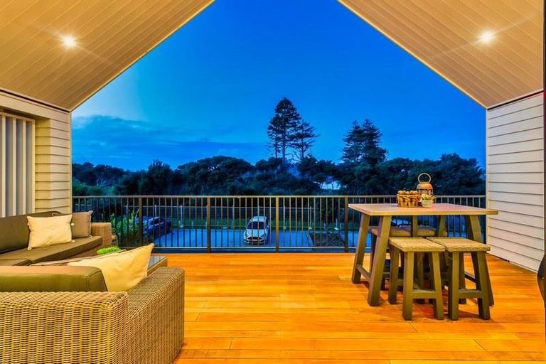 Photo of property in 42 Catalina Drive, Hobsonville, Auckland, 0616