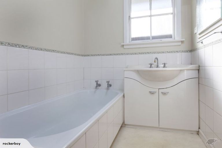 Photo of property in 306 Avonhead Road, Avonhead, Christchurch, 8042