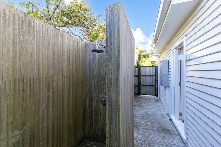Photo of property in 20 Roscoe Terrace, Wadestown, Wellington, 6012