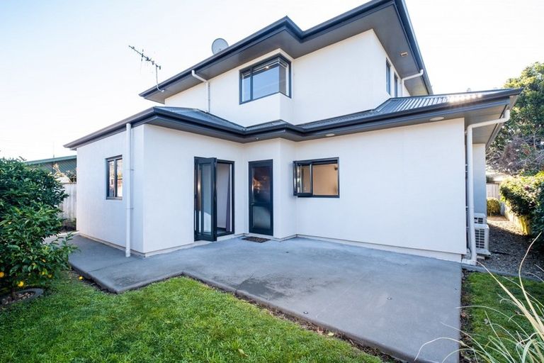 Photo of property in 23a Avondale Road, Taradale, Napier, 4112