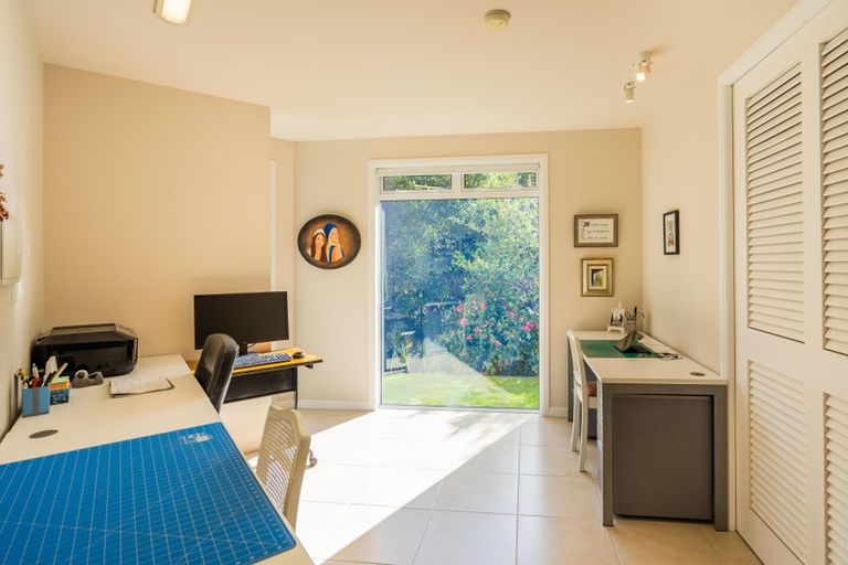 Photo of property in 35b Kotare Street, Waikanae, 5036