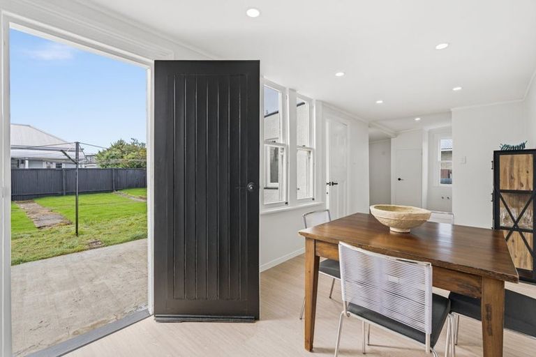 Photo of property in 63 Wesley Street, South Dunedin, Dunedin, 9012