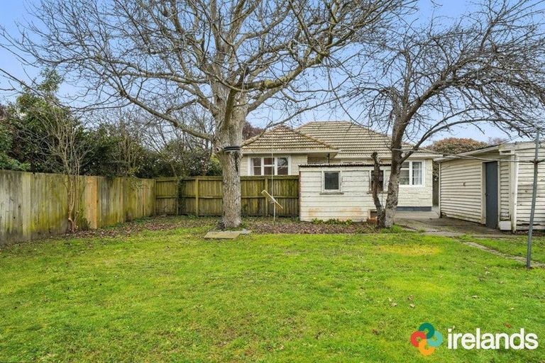Photo of property in 30 Bateman Avenue, Bryndwr, Christchurch, 8053