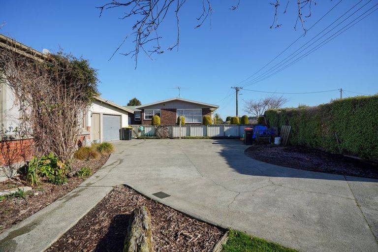 Photo of property in 1 Home Street, Winton, 9720