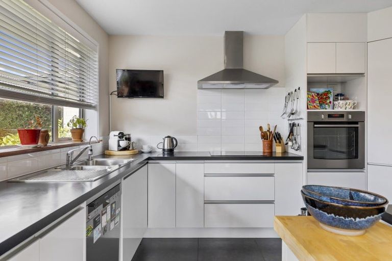 Photo of property in 53 Chateau Crescent, Rangatira Park, Taupo, 3330