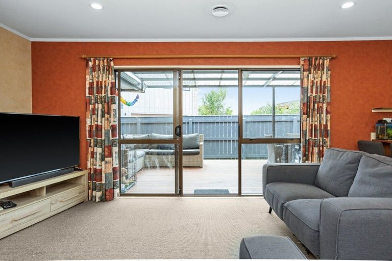 Photo of property in 68 Reynolds Road, Havelock North, 4130