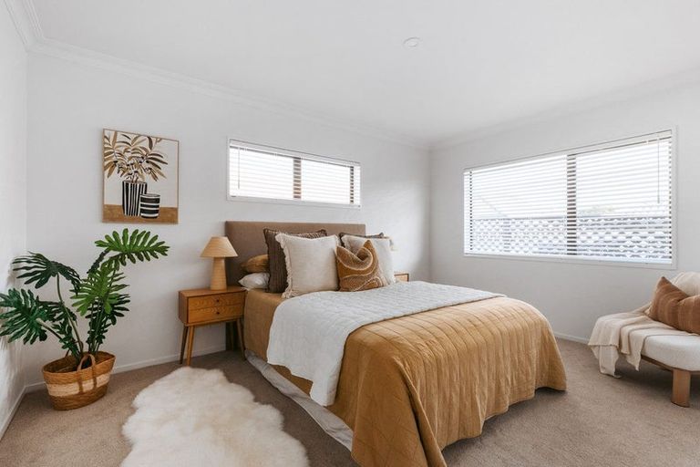 Photo of property in 2/2 Heron Avenue, Matua, Tauranga, 3110