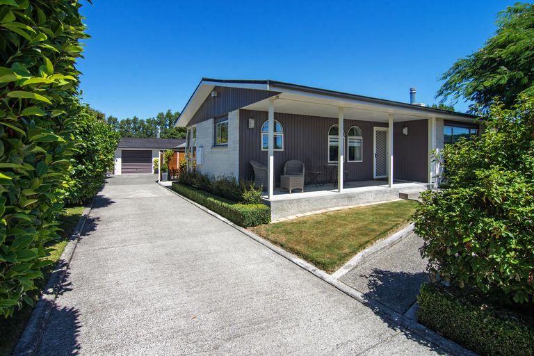 Photo of property in 15 Chamberlain Road, Masterton, 5810