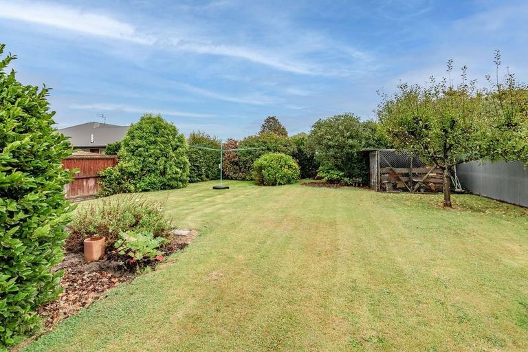 Photo of property in 1 Shaftesbury Street, Avonhead, Christchurch, 8042