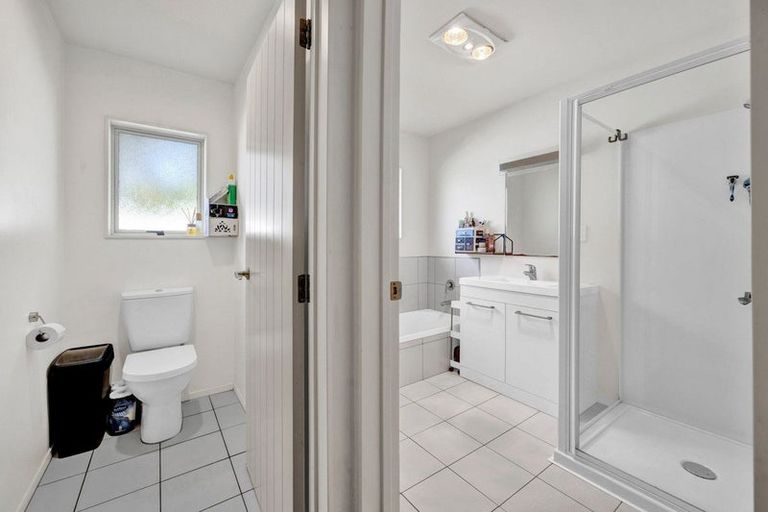 Photo of property in 51b Dixon Avenue, Hawera, 4610