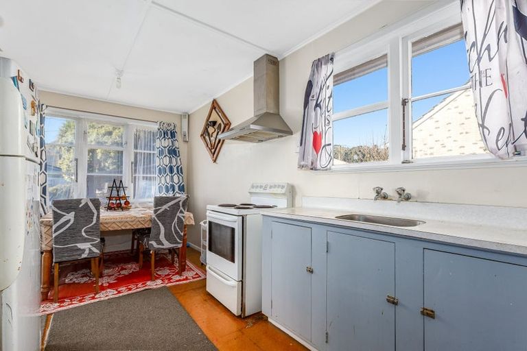 Photo of property in 78 Chapman Crescent, Naenae, Lower Hutt, 5011