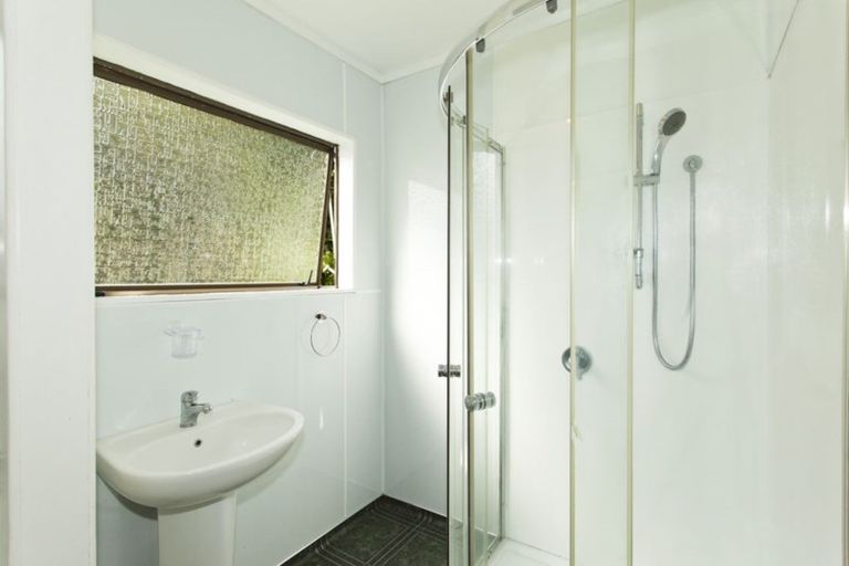 Photo of property in 306 Don Buck Road, Massey, Auckland, 0614