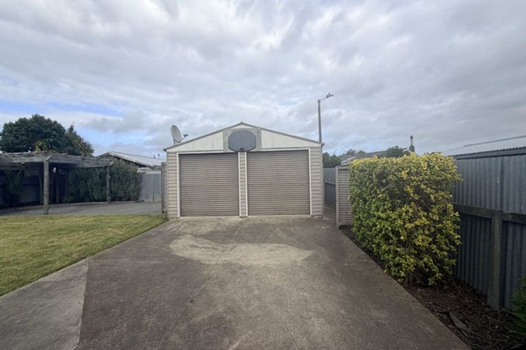 Photo of property in 17 Deal Crescent, Flaxmere, Hastings, 4120