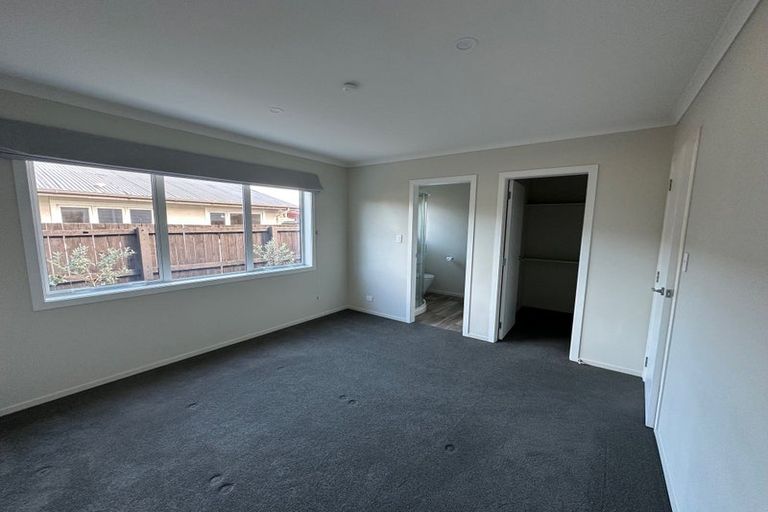 Photo of property in 19 Victoria Street, Carterton, 5713