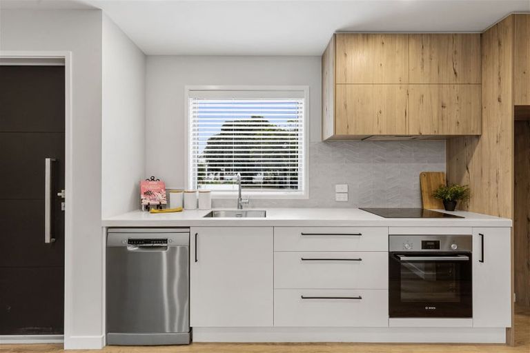 Photo of property in 160a/2 Peverel Street, Riccarton, Christchurch, 8041