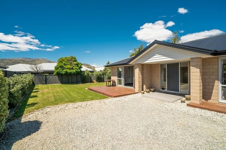 Photo of property in 6 Jelley Place, Cromwell, 9310