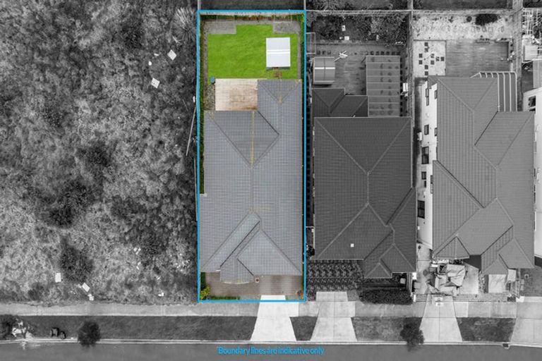 Photo of property in 27 Hakinakina Drive, Flat Bush, Auckland, 2019