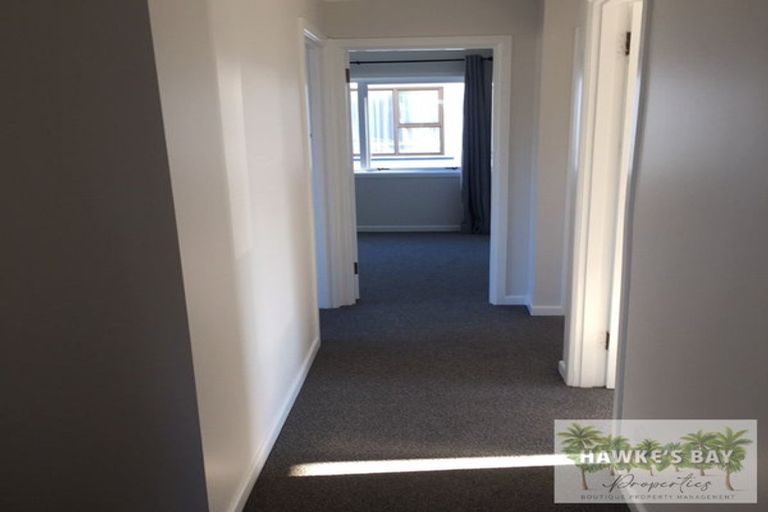 Photo of property in 37 Cassino Crescent, Onekawa, Napier, 4110