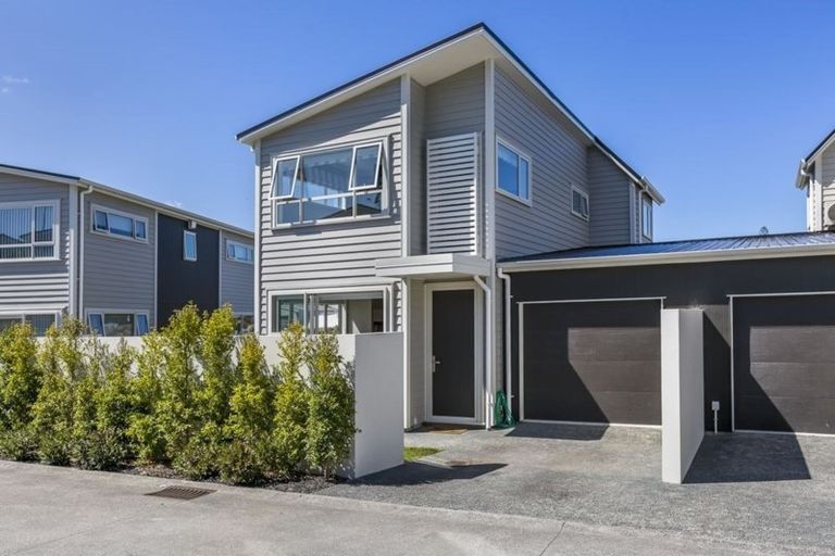 Photo of property in 101 Karepiro Drive, Stanmore Bay, Whangaparaoa, 0932