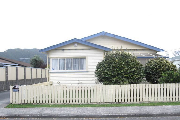 Photo of property in 28 Trinity Avenue, Epuni, Lower Hutt, 5011