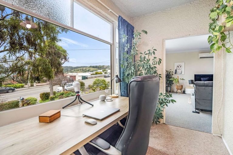 Photo of property in 28 Wharfe Street, South Hill, Oamaru, 9400