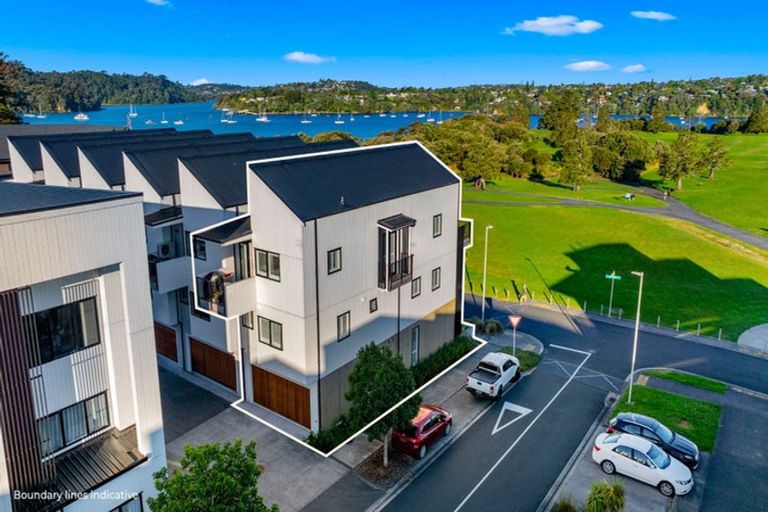 Photo of property in 22 Catalina Drive, Hobsonville, Auckland, 0616