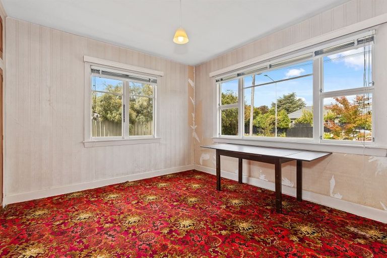 Photo of property in 207 Weston Road, St Albans, Christchurch, 8052