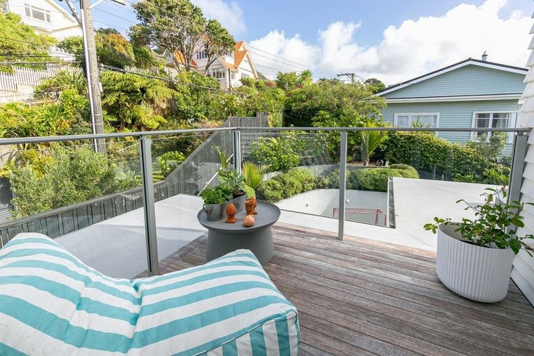 Photo of property in 20 Roscoe Terrace, Wadestown, Wellington, 6012