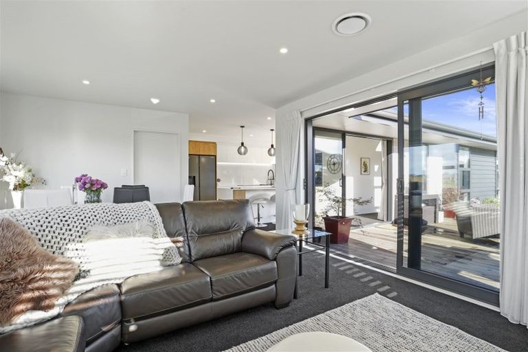 Photo of property in 21 Goldie Drive, Rangiora, 7400