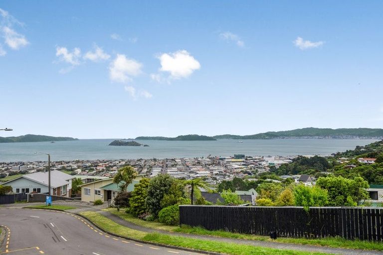 Photo of property in 57 Mulberry Street, Maungaraki, Lower Hutt, 5010