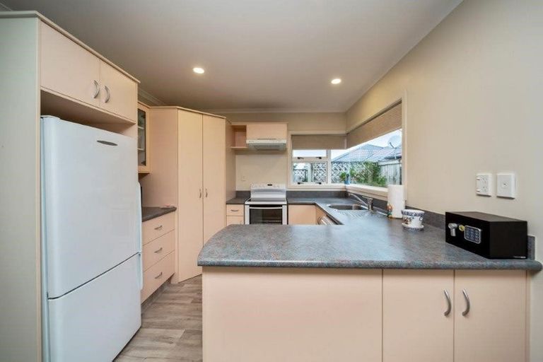 Photo of property in 18a Milmoe Street, Hawera, 4610