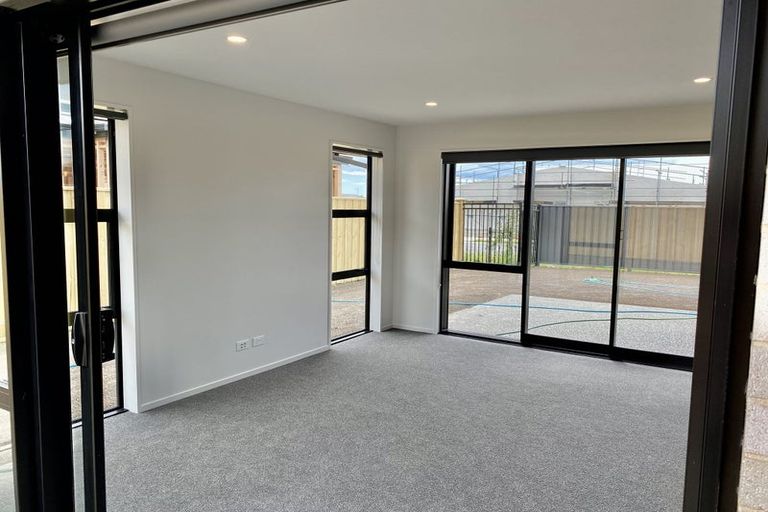 Photo of property in 4 Eileen Way, Rolleston, 7615