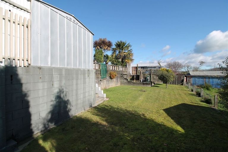 Photo of property in 8 Ngatuku Place, Tokoroa, 3420