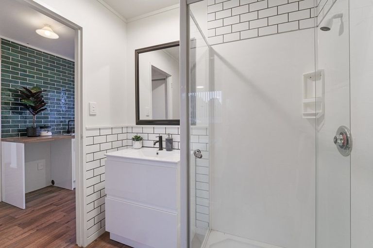 Photo of property in 3 Matipo Street, Levin, 5510