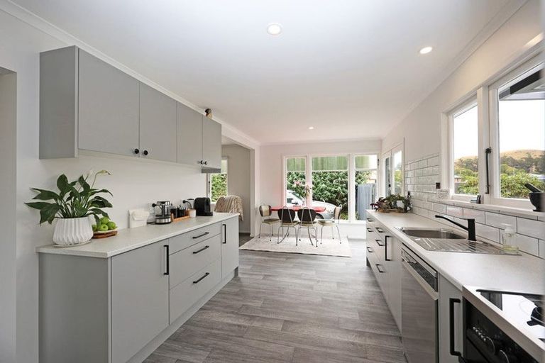 Photo of property in 38 Fernbrook Road, Oamaru North, Oamaru, 9400