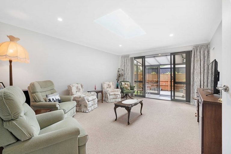 Photo of property in 61 Colombo Street, Cashmere, Christchurch, 8022
