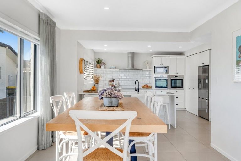 Photo of property in 26 Falstaff Place, Half Moon Bay, Auckland, 2012