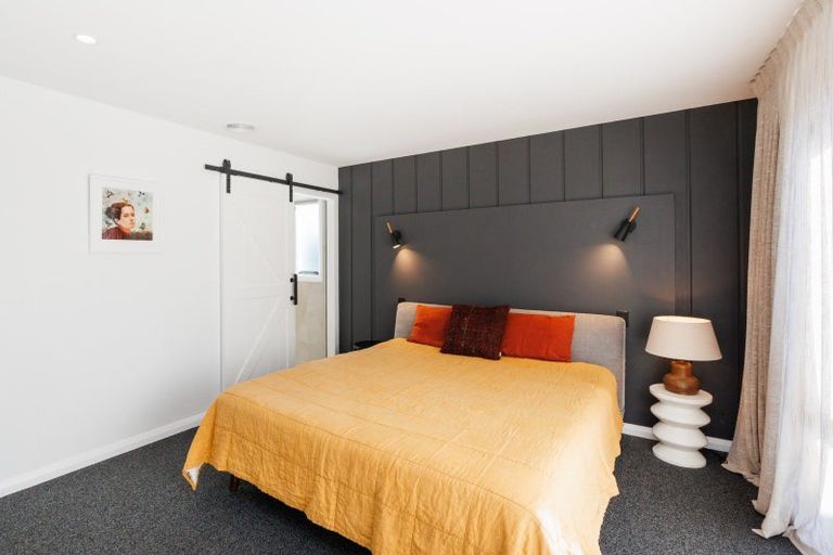 Photo of property in 56 Kanuka Drive, Hokowhitu, Palmerston North, 4410
