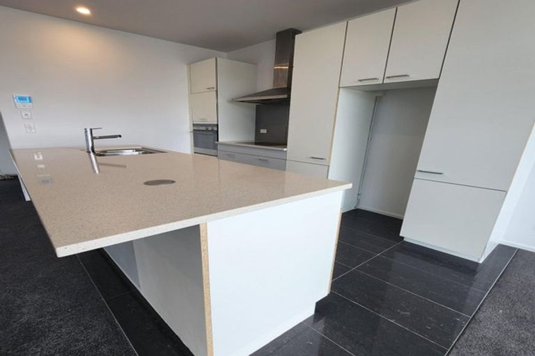 Photo of property in Marina View Apartments, 204/4 Reads Quay, Gisborne, 4010