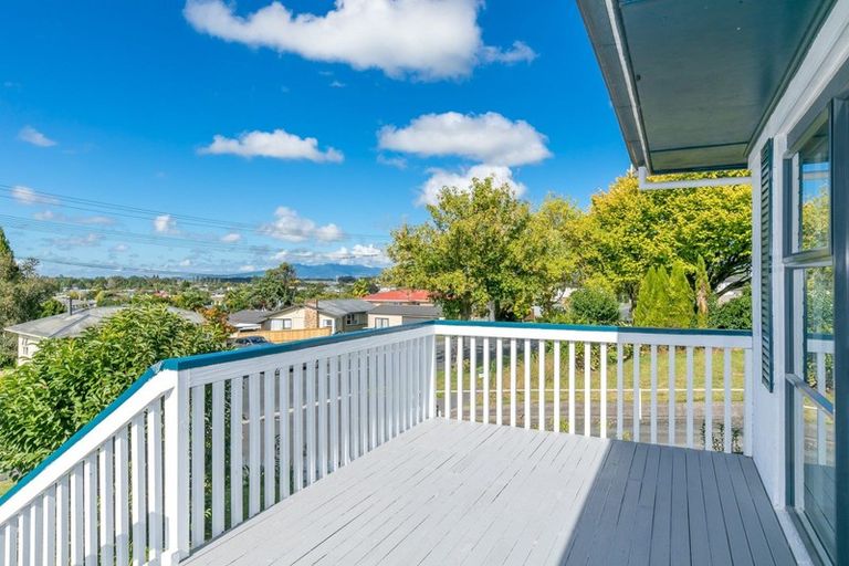 Photo of property in 1 Mahoe Street, Melville, Hamilton, 3206