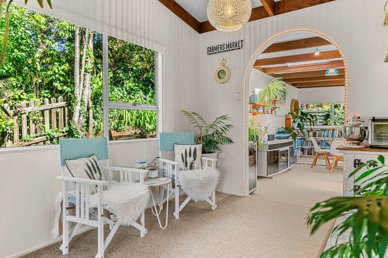 Photo of property in 12 Whangarei Heads Road, Onerahi, Whangarei, 0110
