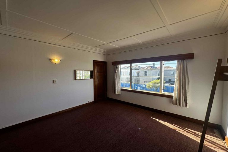 Photo of property in 11 Albert Street, Saint Clair, Dunedin, 9012