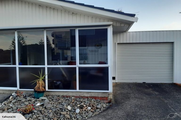 Photo of property in 2/228 Hibiscus Coast Highway, Orewa, 0931